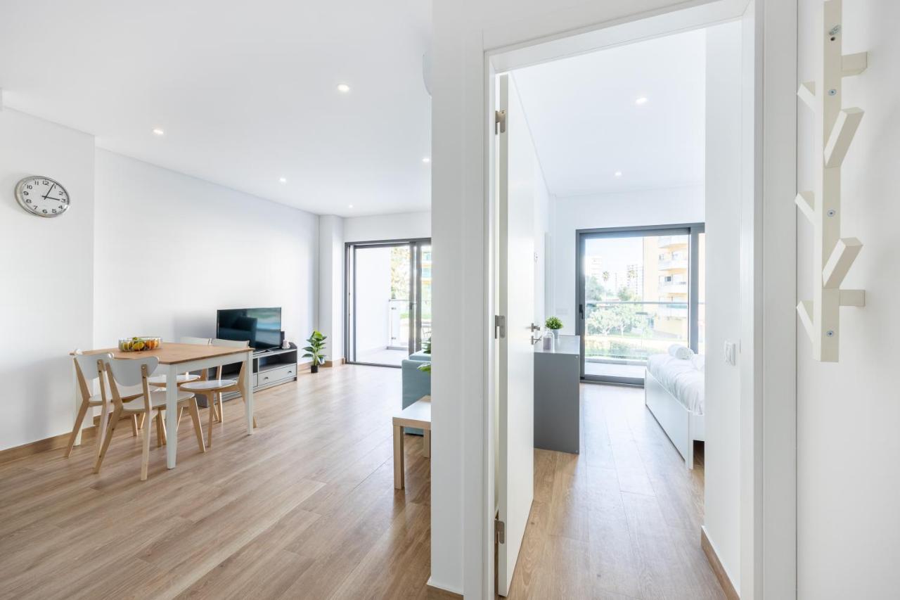 Sweet Escape Residence Портиман Екстериор снимка