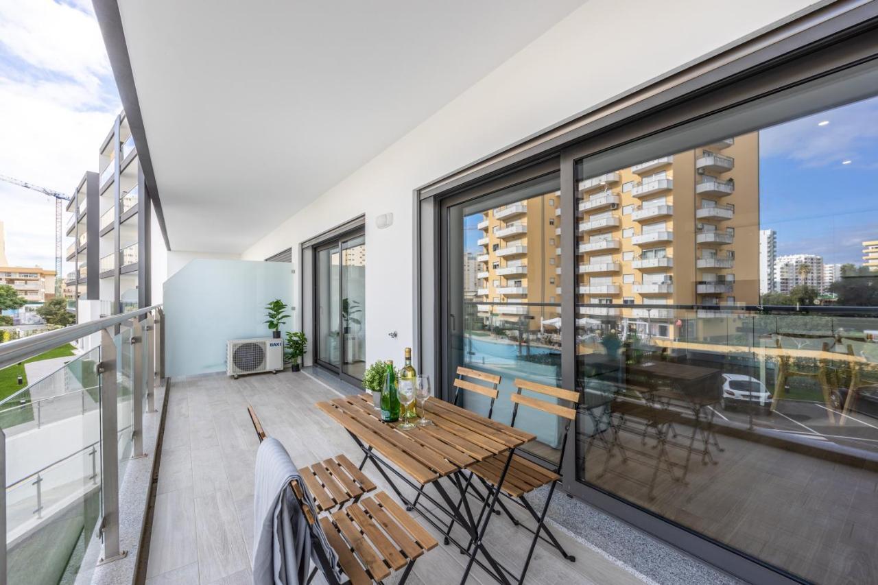 Sweet Escape Residence Портиман Екстериор снимка