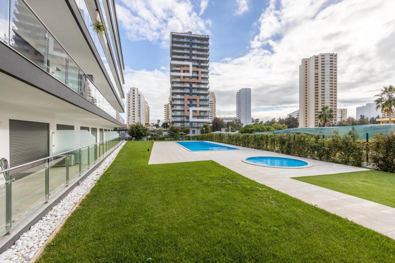 Sweet Escape Residence Портиман Екстериор снимка